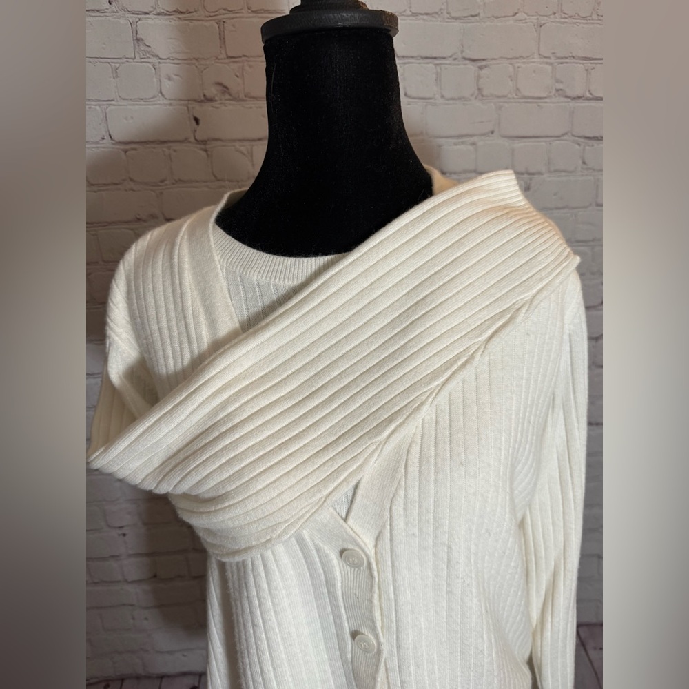 Alfred Dunner Cream V-Neck Button Cardigan - Picture 6 of 11